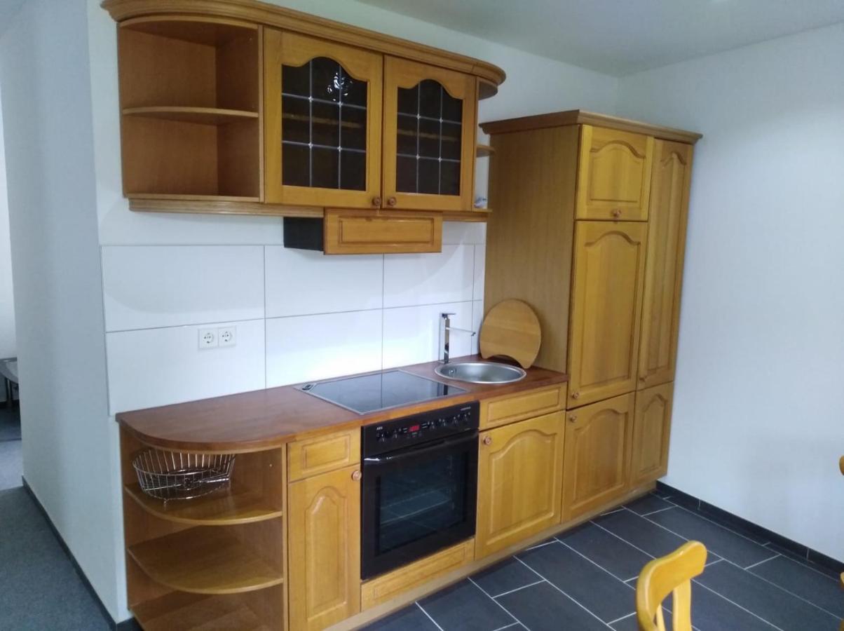 Monteurzimmer\Ferienwohnung Бад-Гандерсхайм Экстерьер фото
